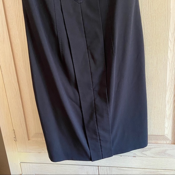 Elie Tahari Black Zip Collar Knee-Length Pencil Dress | Size 2 - Picture 4 of 8